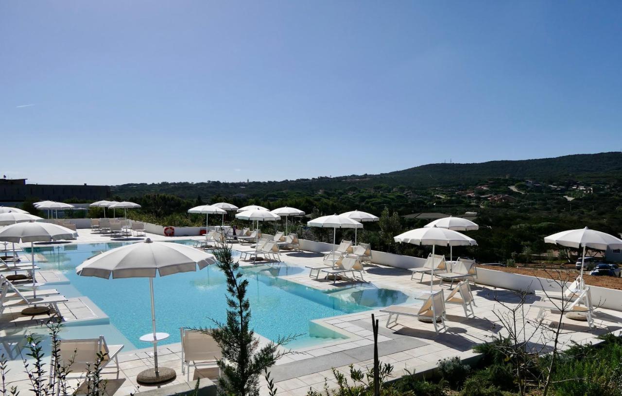 Isa-Residence With Swimming-Pool In Stintino Near The Famous La Pelosa-Beach Exterior foto